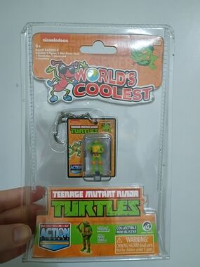 Teenage Mutant Ninja Turtles Micro Action Figure Keychain